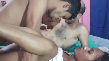 Hot Boudi Fucking Two Boy - Bengali Boudi Sex By Two Boys indian amateur sex on Indiansexy.me