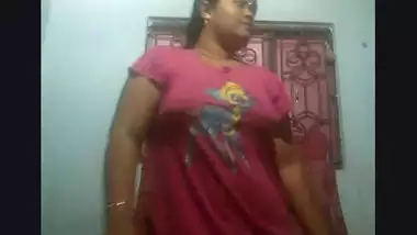 Tamil Aunty Pundai Nakkum Sex Real indian amateur sex on Indiansexy.me