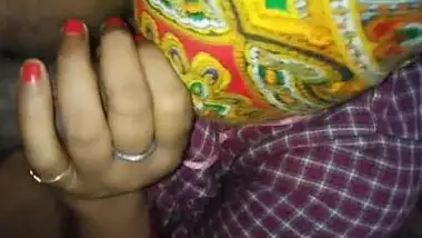 Desi Bhabi Remove Dress And Show Her Big Boob desi porn video