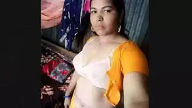 380px x 214px - Indian Aunty Caught Having Sex In Open desi porn video
