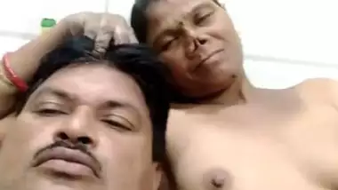 380px x 214px - Mature Couple Record Nude Mms desi porn video