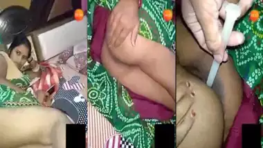 380px x 214px - Busty Desi Girl Pulls T Shirt Up Exposing Her Xxx Boobies And Sex Opening  desi porn video