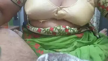 Moti Aunty Big Boos - Moti Girls Desi Big Boobs indian amateur sex on Indiansexy.me