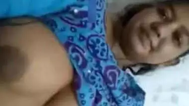 India Bhabhi Outdoor desi porn video