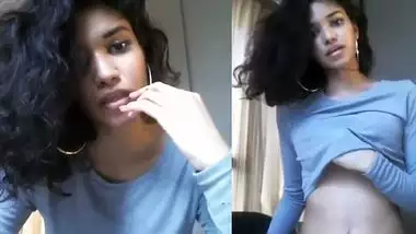 Indian College Girls Removing Her Shirt Sex indian amateur sex on  Indiansexy.me