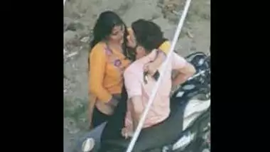 Outdoor Marathi Sex Mms Download - Mumbai Couple Outdoor Sex In Park indian amateur sex on Indiansexy.me