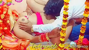 Suhagrat Ki Bur Mein Land Satta Ke Pela Peli Wala indian amateur sex on  Indiansexy.me