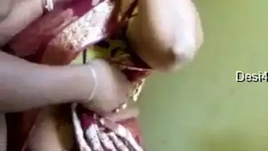 Maugi Xxx Bur - Desi Village Bhabi Fucking Outdoor desi porn video