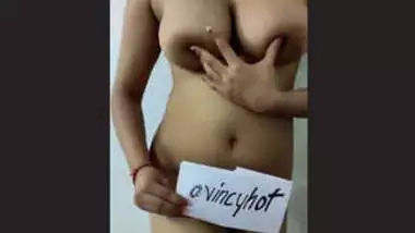Xxxdalo - Desi Babe With Soft Melons desi porn video