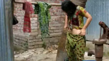 Sunnleonporn - Hindi Big Boobs Aunty Porn Video With A Call Boy desi porn video