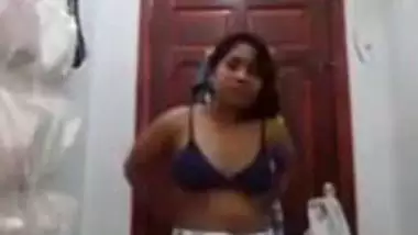 Hot Chubby Aunty Bath Scene Indian Porn Tube desi porn video
