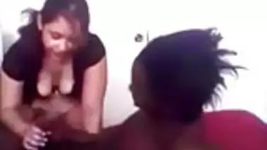 380px x 214px - Desi Aunty Tempting Herself In Bathroom Hot Romance With Servant desi porn  video