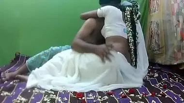 Hindi Mai Galiyon Se Bharpur Chudai indian amateur sex on Indiansexy.me