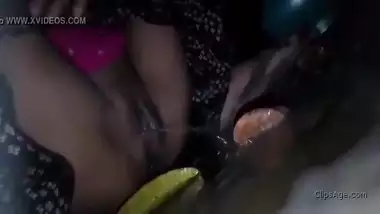 Bhathuroomsex - Desi Village Girl Sucking Her Lover 8217 S Dick desi porn video